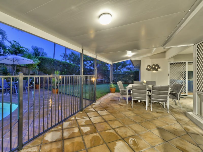 5 Orbital Close, Bridgeman Downs QLD 4035