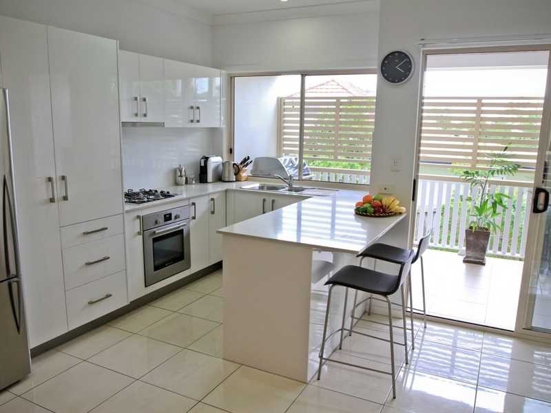 2/74 Hall Street, Alderley QLD 4051