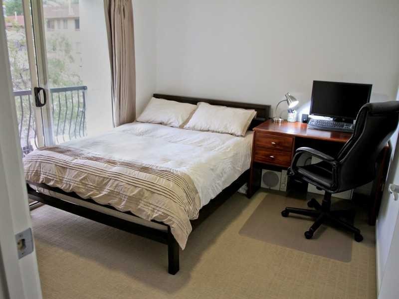 2/74 Hall Street, Alderley QLD 4051