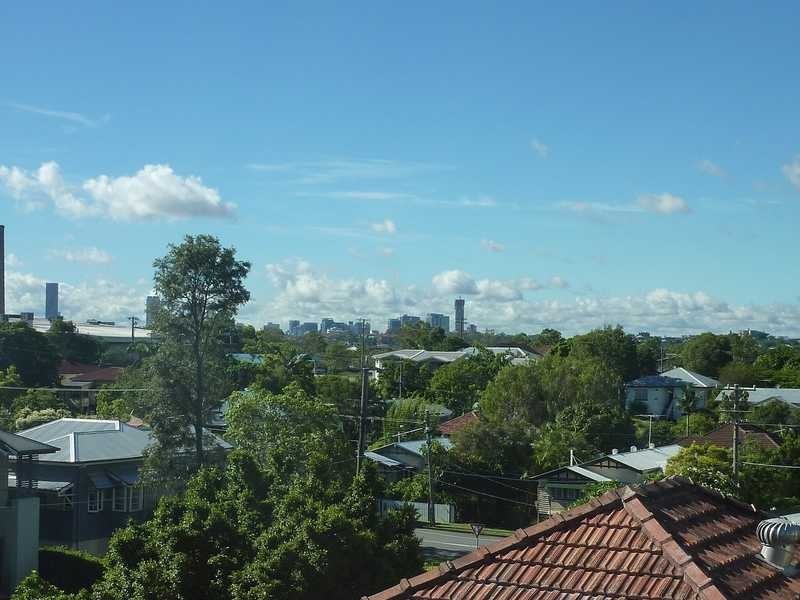 2/74 Hall Street, Alderley QLD 4051