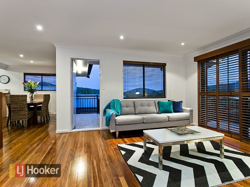 8 Cloghan Street, The Gap QLD 4061