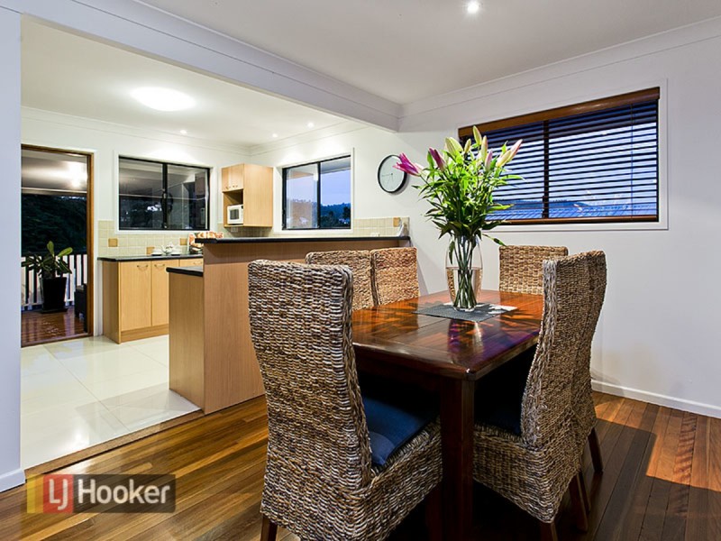 8 Cloghan Street, The Gap QLD 4061