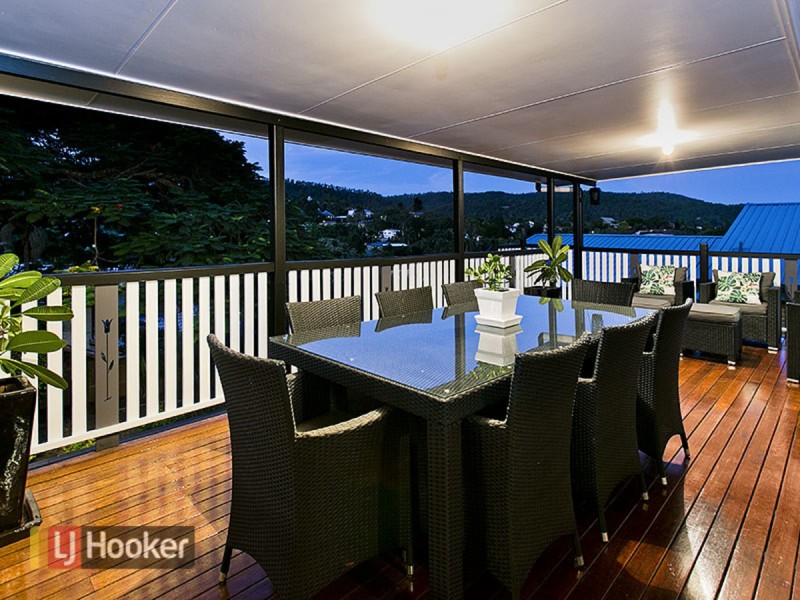 8 Cloghan Street, The Gap QLD 4061