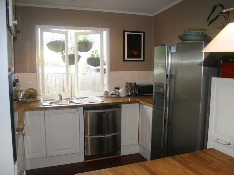 18 Glenbrae Street, The Gap QLD 4061