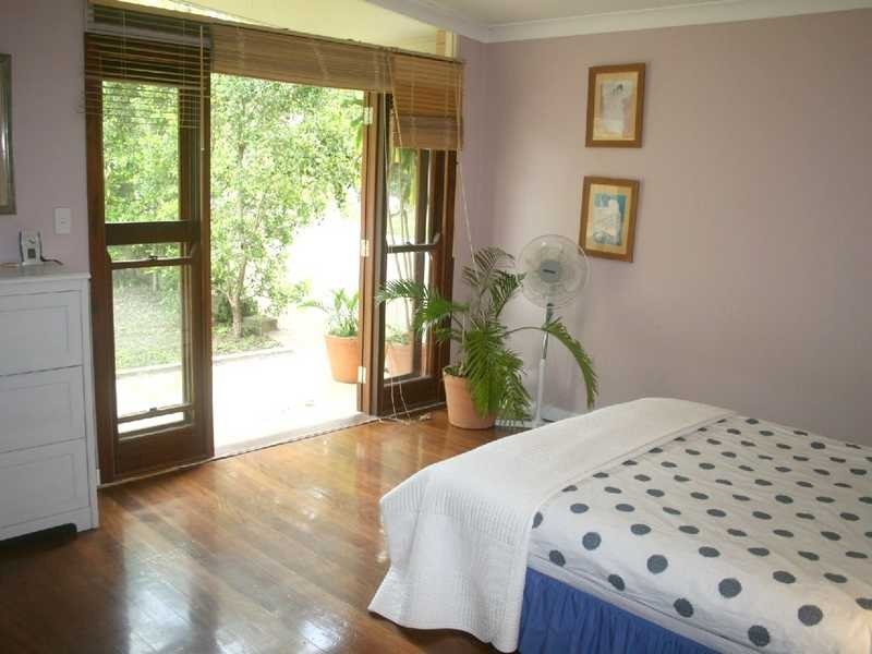 18 Glenbrae Street, The Gap QLD 4061