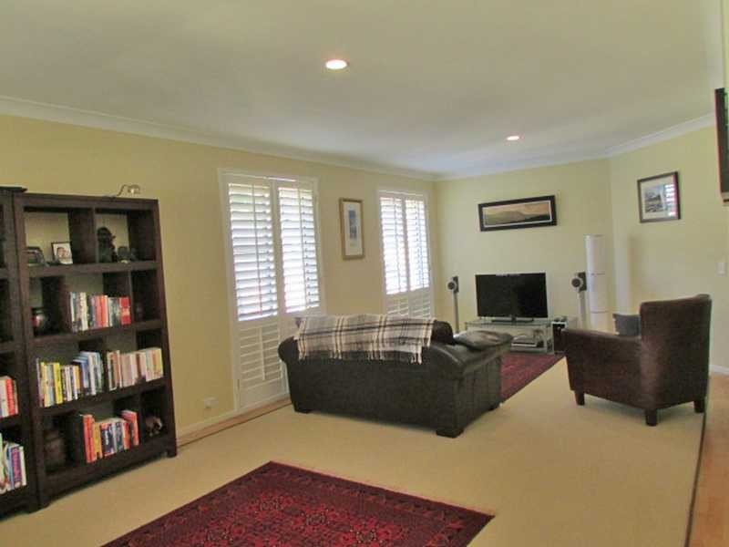 7 Westgate Place, The Gap QLD 4061