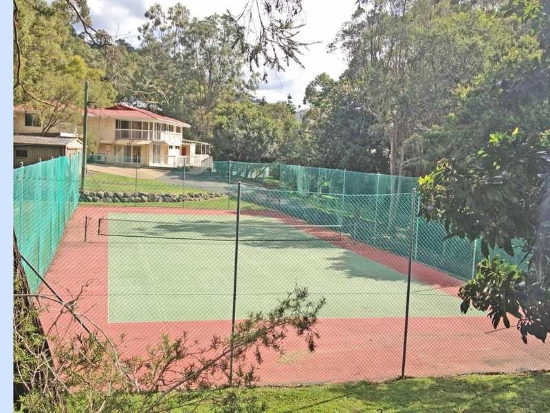 21 Trinder Road, Ashgrove QLD 4060
