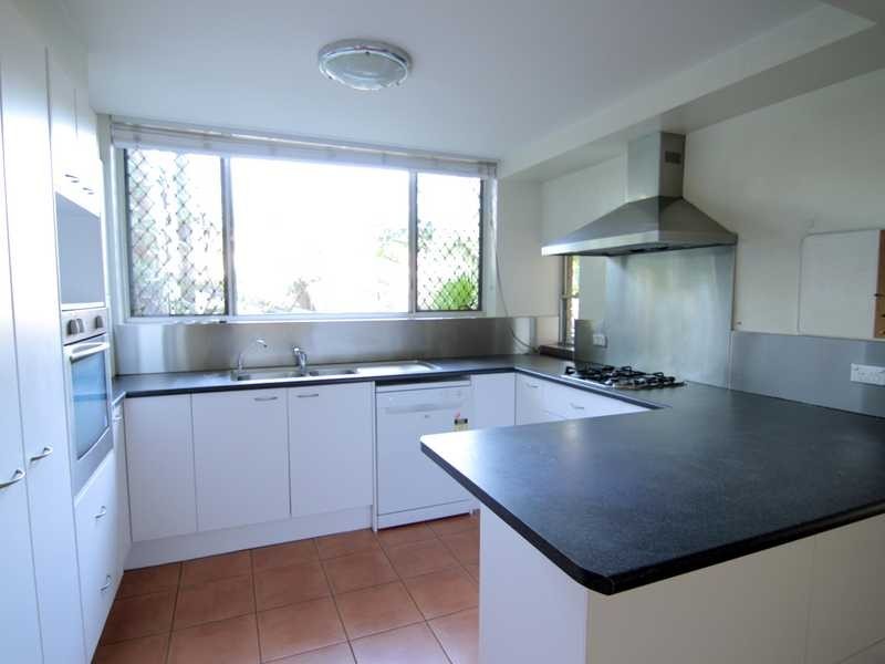 2/201 Gladstone Road, Highgate Hill QLD 4101