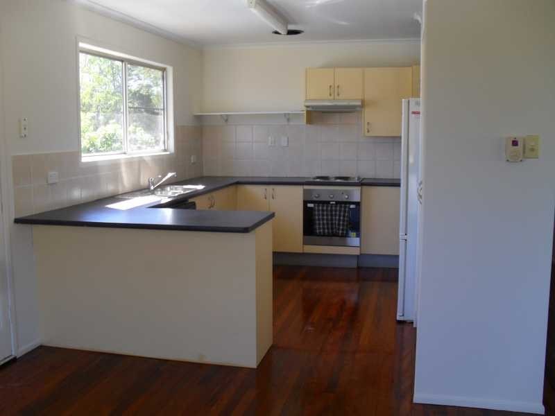 15 Progress Street, Camp Mountain QLD 4520