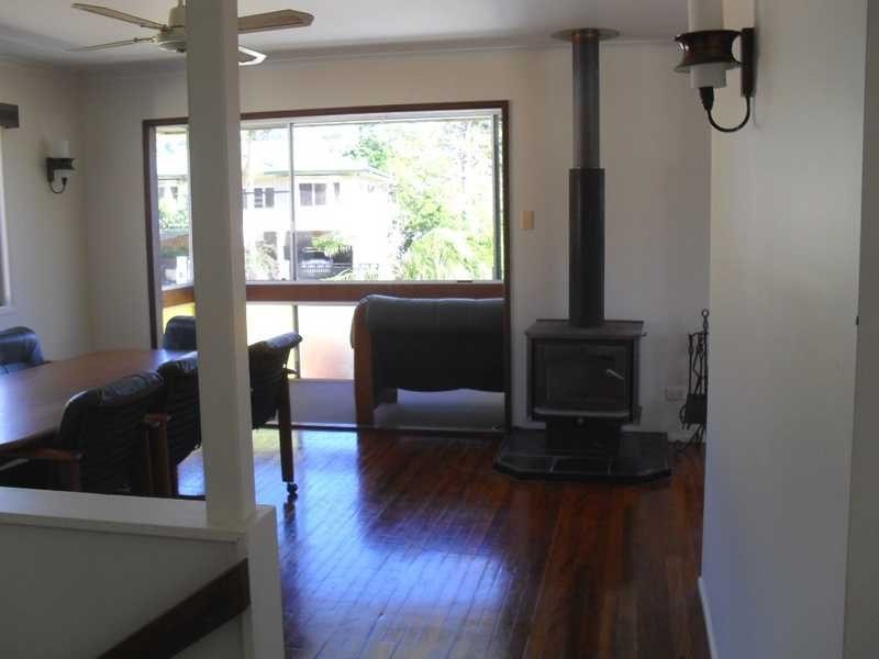 15 Progress Street, Camp Mountain QLD 4520