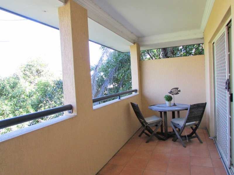 2/2 Woodland Street, Ashgrove QLD 4060