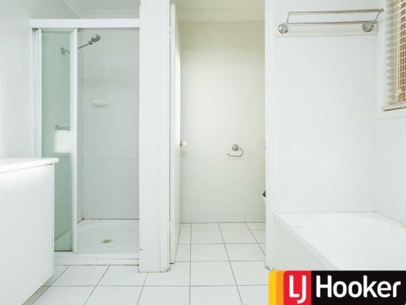 34 Livistona Place, The Gap QLD 4061