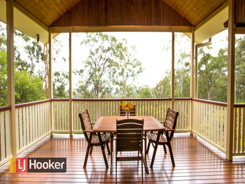 14 Greenmont Close, Ashgrove QLD 4060