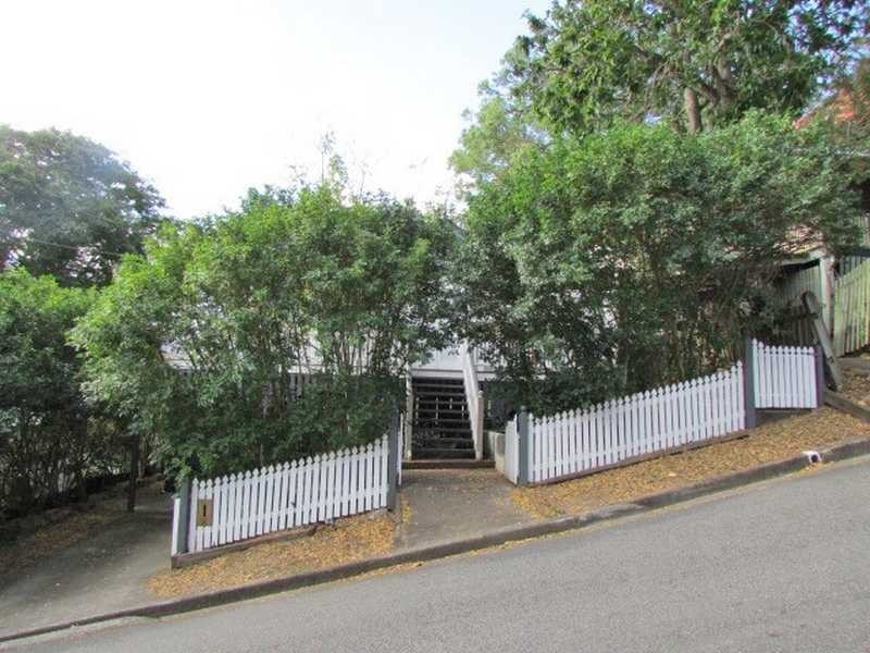 15 Craig Street, Red Hill QLD 4059