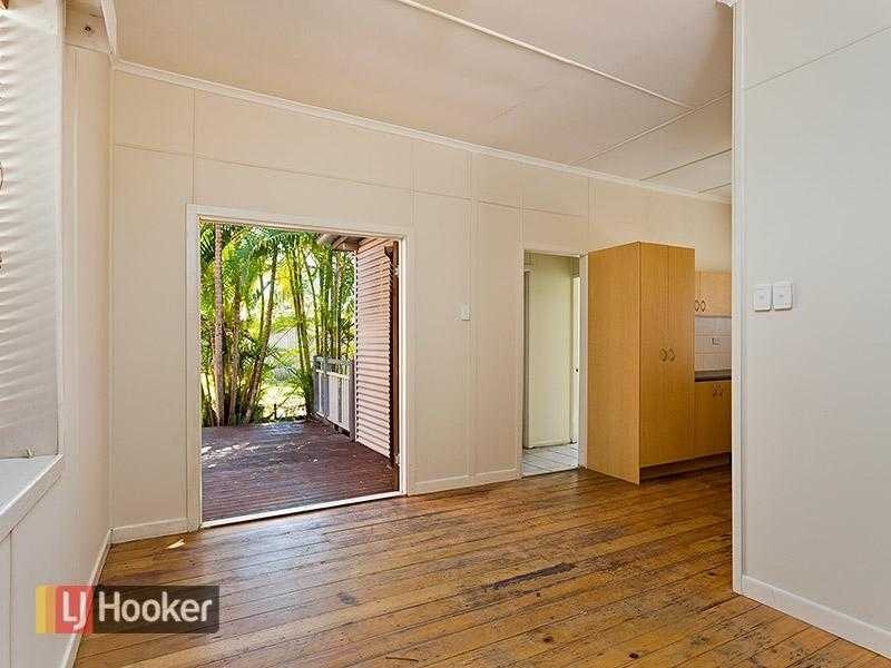 74 Ashgrove Avenue, Ashgrove QLD 4060