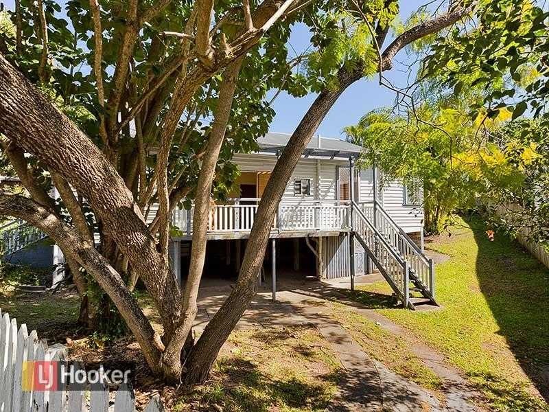 74 Ashgrove Avenue, Ashgrove QLD 4060