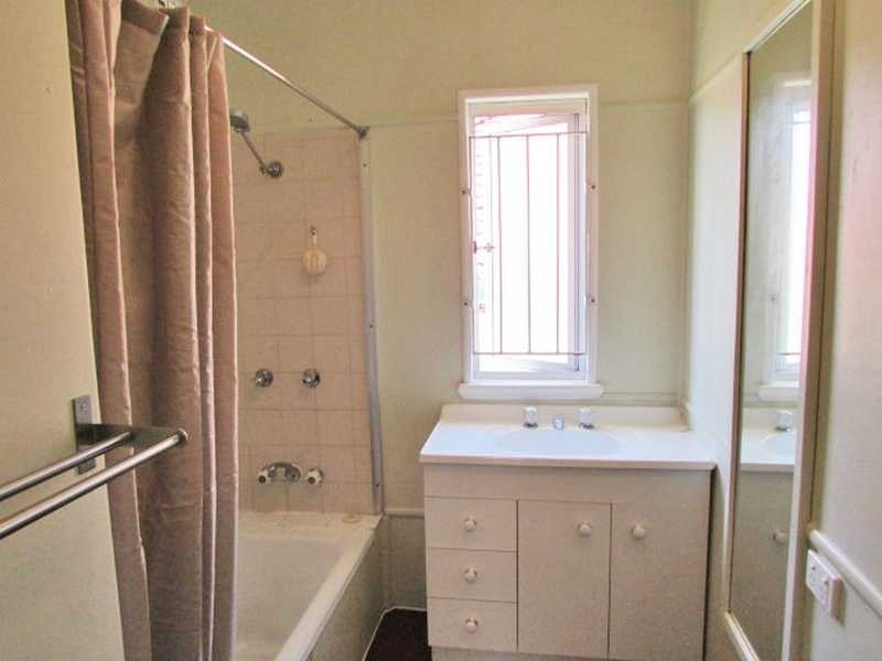 4 Banool Street, Ashgrove QLD 4060