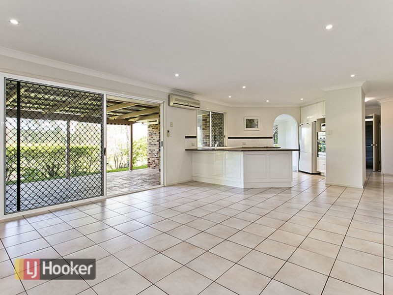 7 Phoenix Close, The Gap QLD 4061