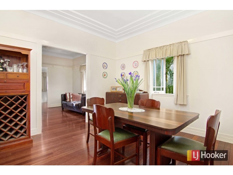 65 Royal Parade, Ashgrove QLD 4060