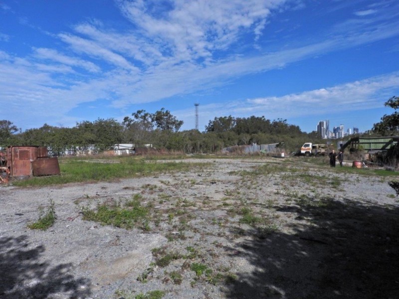 Cnr 109 Gr 37 McDonald Road, Windsor QLD 4030
