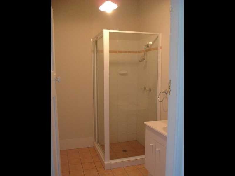 2/469 Waterworks Road, Ashgrove QLD 4060