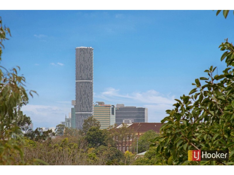 374 Waterworks Road, Ashgrove QLD 4060