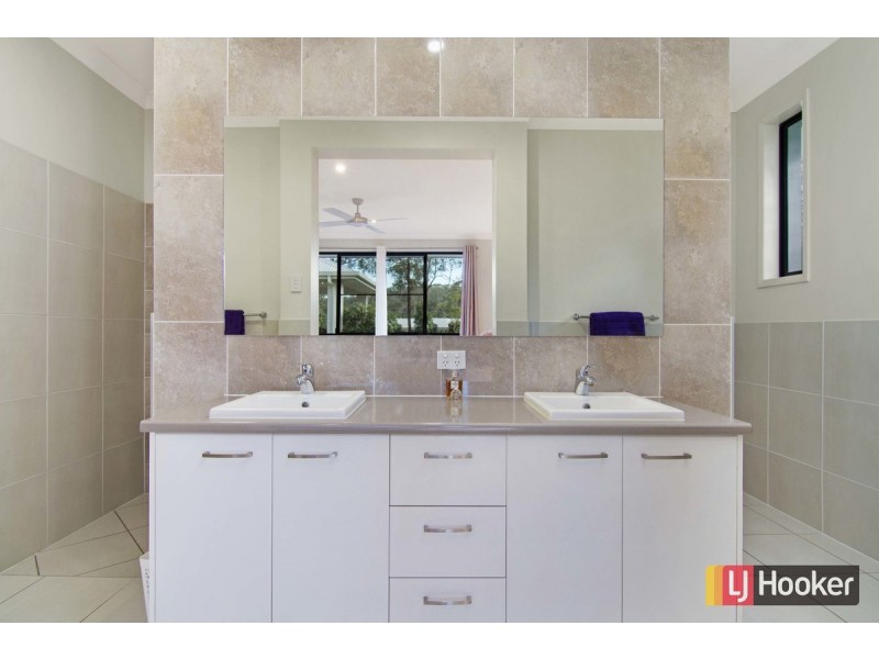 54 Blue Hills Drive, Bunya QLD 4055