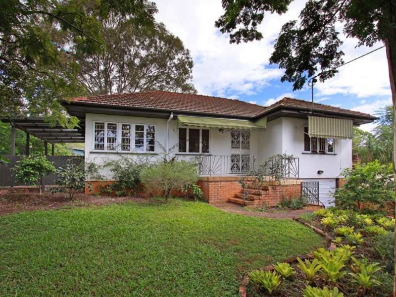 21 Lynwood Crescent, Ashgrove QLD 4060
