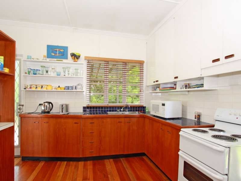 21 Lynwood Crescent, Ashgrove QLD 4060