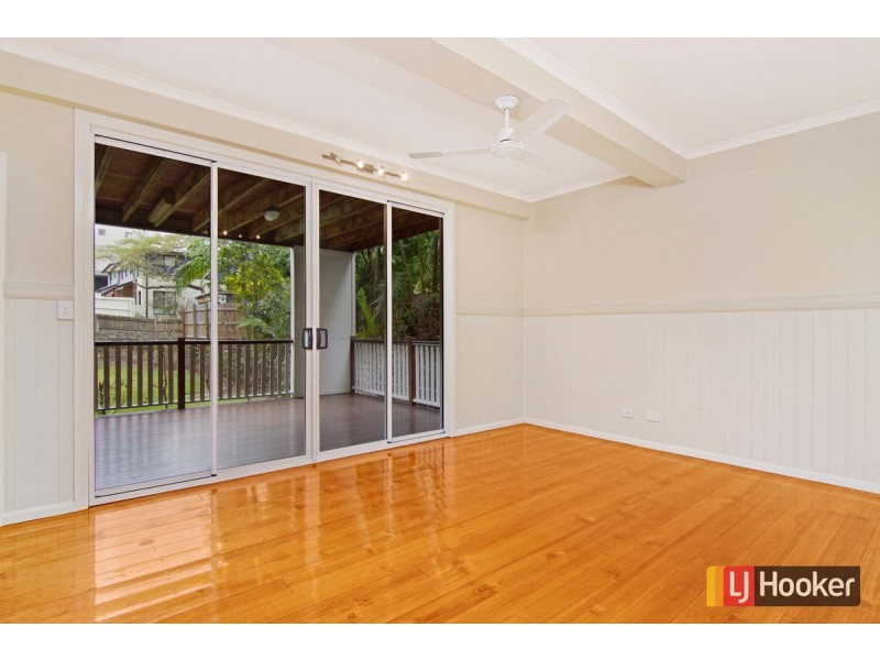 26 Devoy Street, Ashgrove QLD 4060