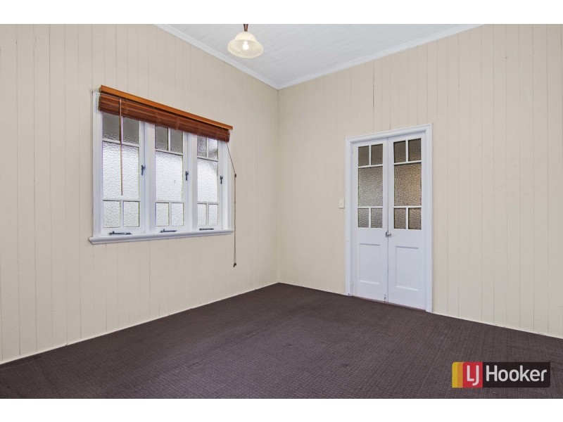 26 Devoy Street, Ashgrove QLD 4060