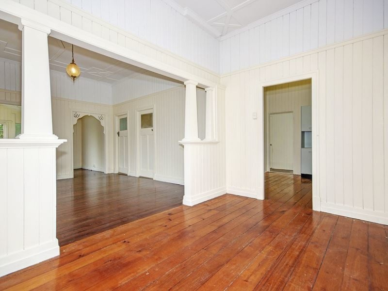 108 Fairfield Road, Fairfield QLD 4103