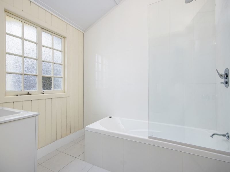 108 Fairfield Road, Fairfield QLD 4103