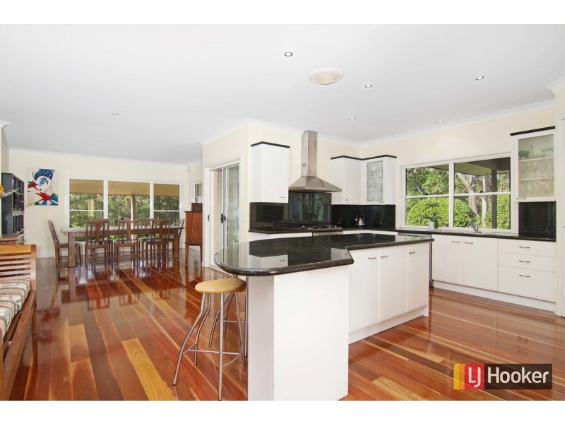 72 Barrabooka Drive, The Gap QLD 4061