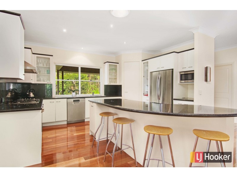 72 Barrabooka Drive, The Gap QLD 4061
