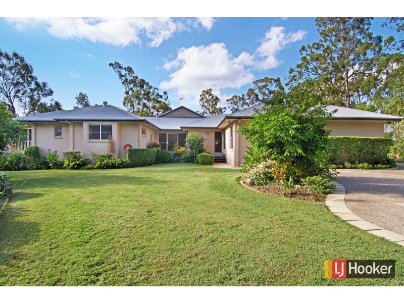 72 Barrabooka Drive, The Gap QLD 4061