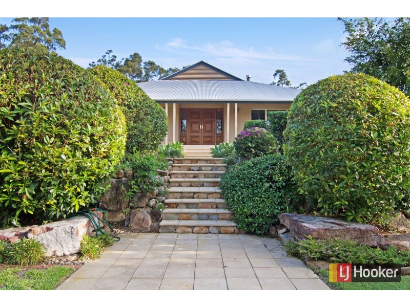 72 Barrabooka Drive, The Gap QLD 4061