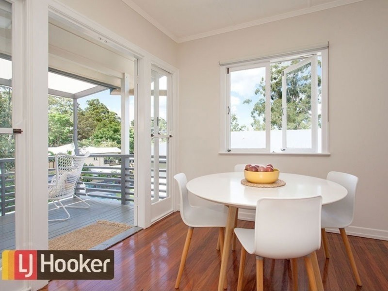 132 Outlook Crescent, Bardon QLD 4065