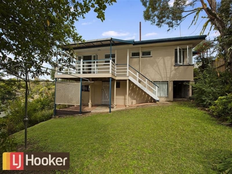 132 Outlook Crescent, Bardon QLD 4065