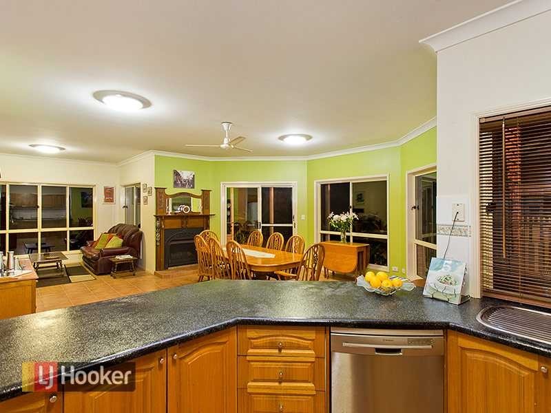 25 Colorado Avenue, Bardon QLD 4065