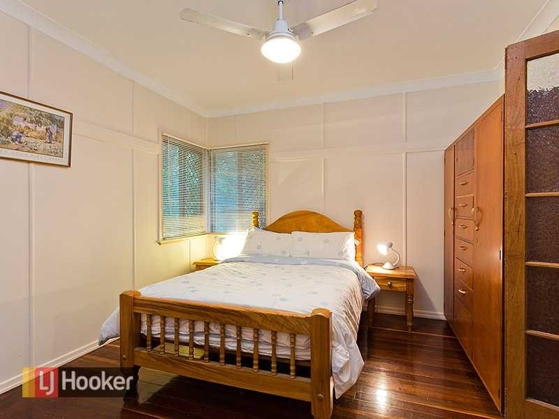 25 Colorado Avenue, Bardon QLD 4065