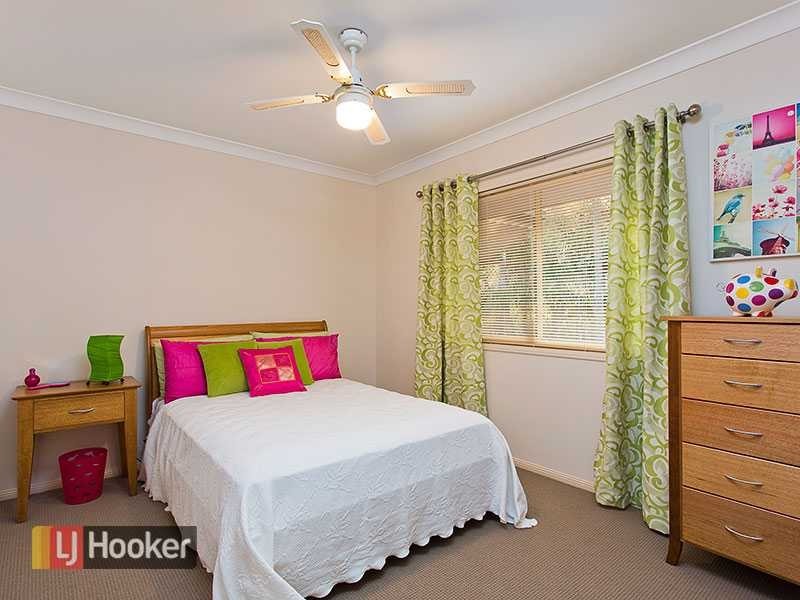 25 Colorado Avenue, Bardon QLD 4065