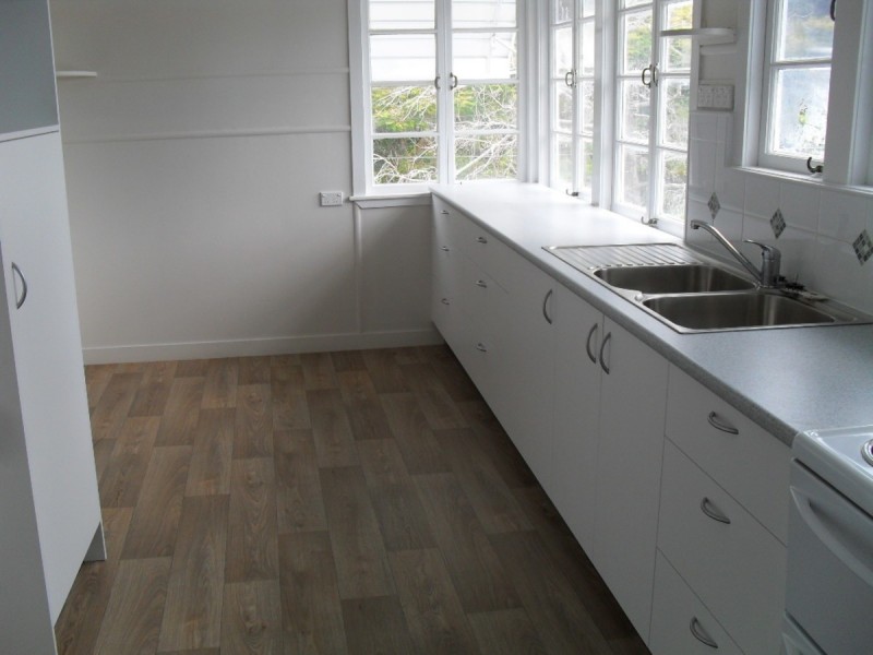 23 Bardon Esplanade, Bardon QLD 4065