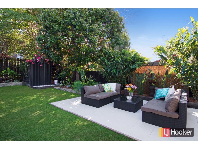 19 Extasis Street, The Gap QLD 4061