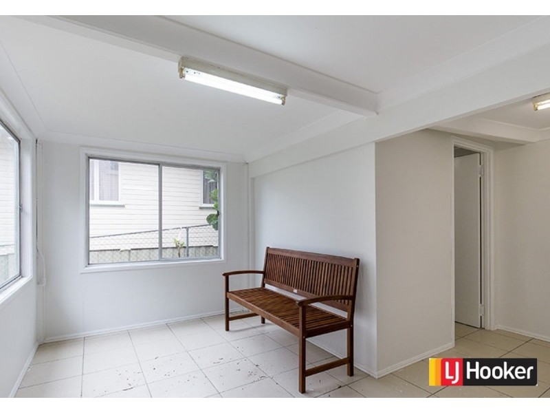 1037 Waterworks Road, The Gap QLD 4061