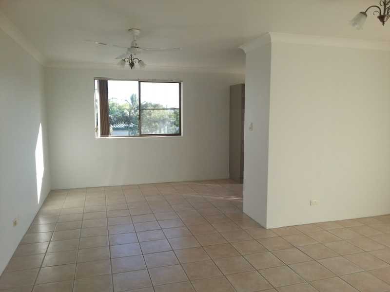 4/10 Toohey Avenue, Greenslopes QLD 4120