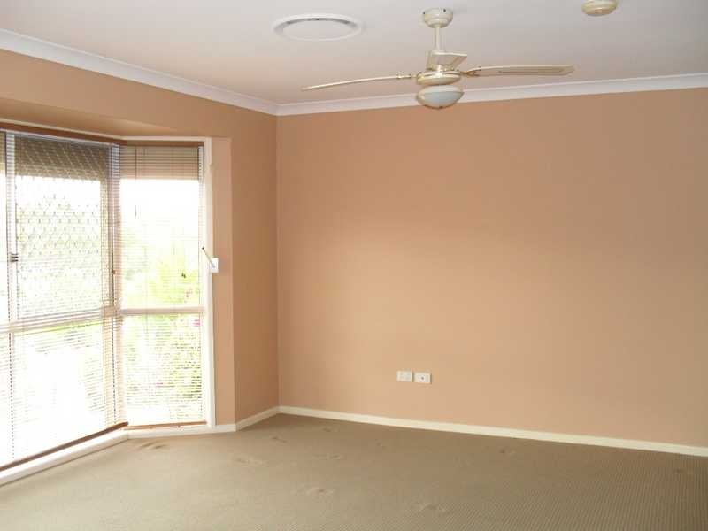 7 Myrtle Place, Albany Creek QLD 4035