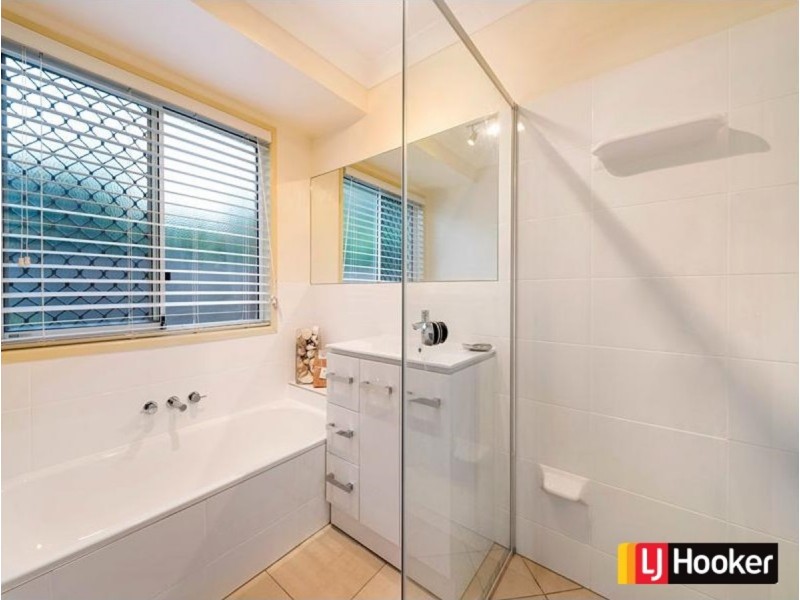20 Monash Place, Ferny Grove QLD 4055