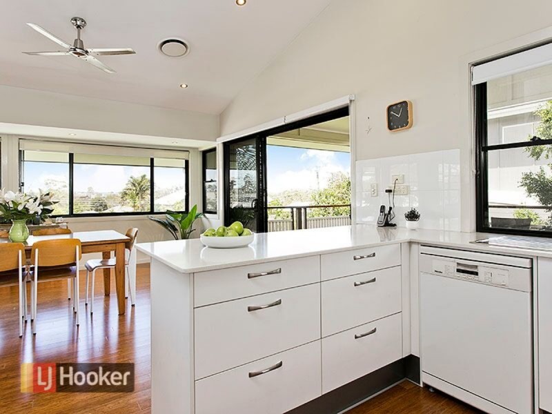 32 Parkview Street, Mitchelton QLD 4053