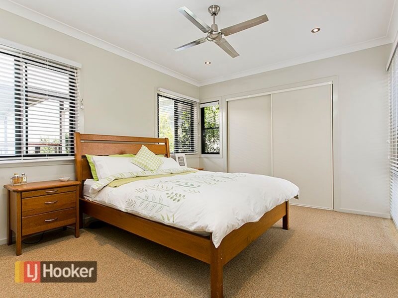 32 Parkview Street, Mitchelton QLD 4053